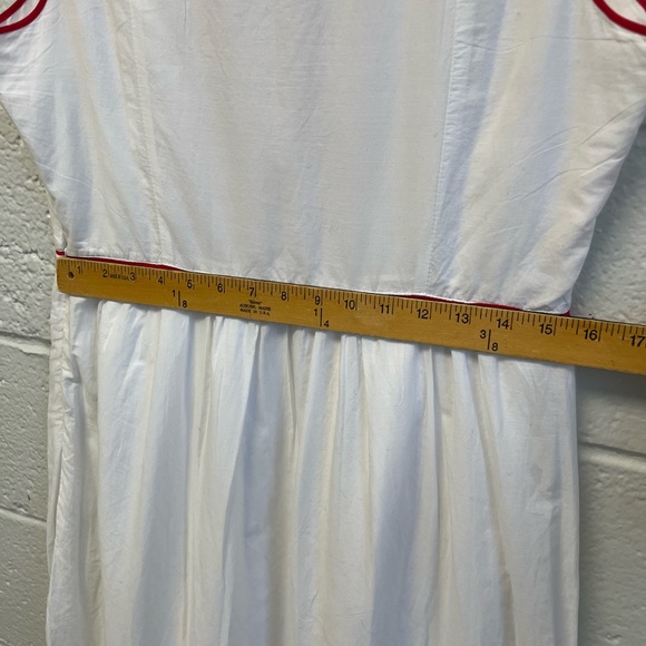 Vineyard Vines White/Red Embroidered Maxidress Sz. 10 NWT - Picture 6 of 7